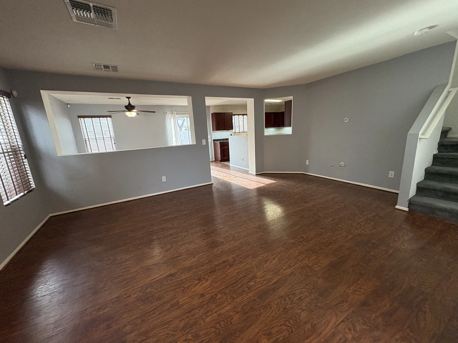 3 bed, 2.5 bath, 1857 sqft, $1,895 — Photo 3