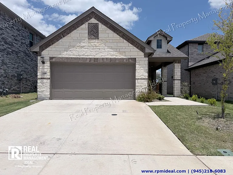 508 Melody Hill Dr — Photo 1