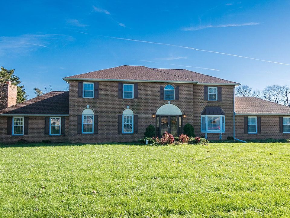 1st image of 712 Bullen Dr