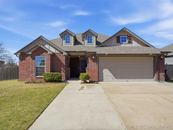 7314 S Laurel Pl, Broken Arrow, OK 74011