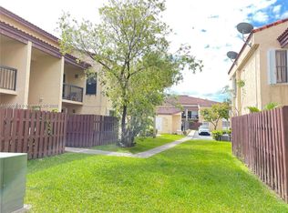 680 W Park Dr #3-201, Miami, FL 33172