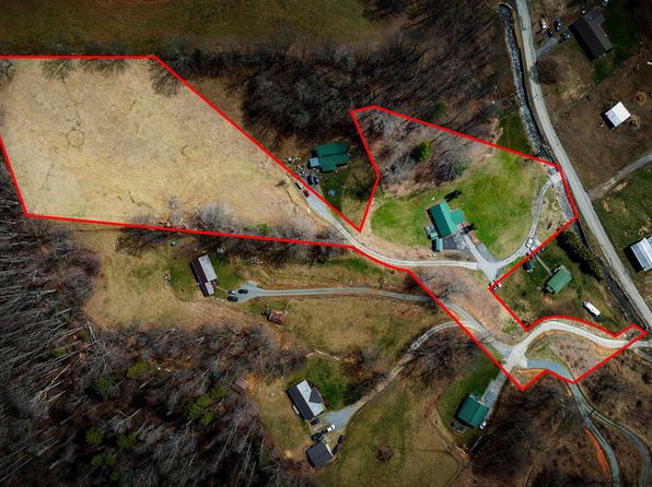 335 Shell Creek Rd, Roan Mountain, TN 37687
