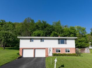 206 Cactus Dr, Chaseburg, WI 54621