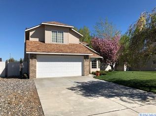 2504 Osprey Ln, West Richland, WA