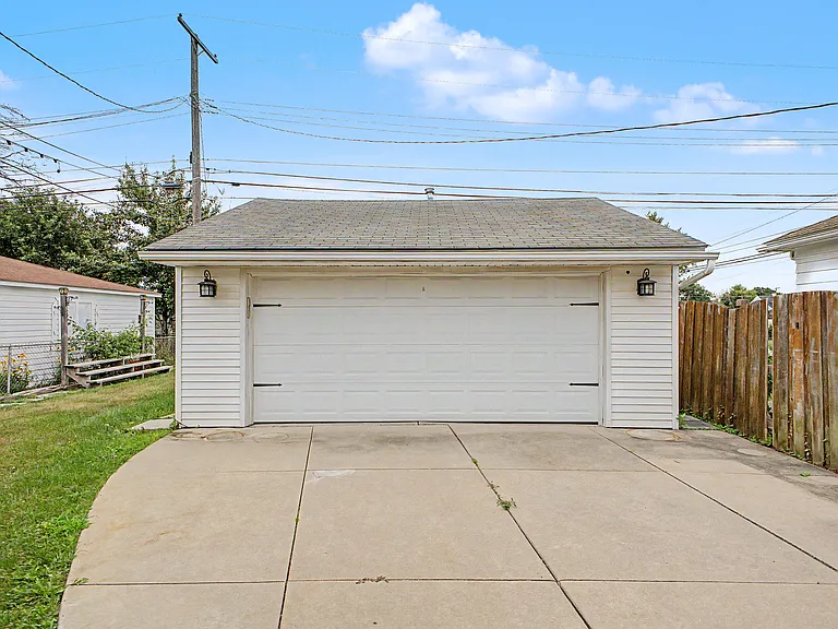 4205 Katherine St — Photo 30