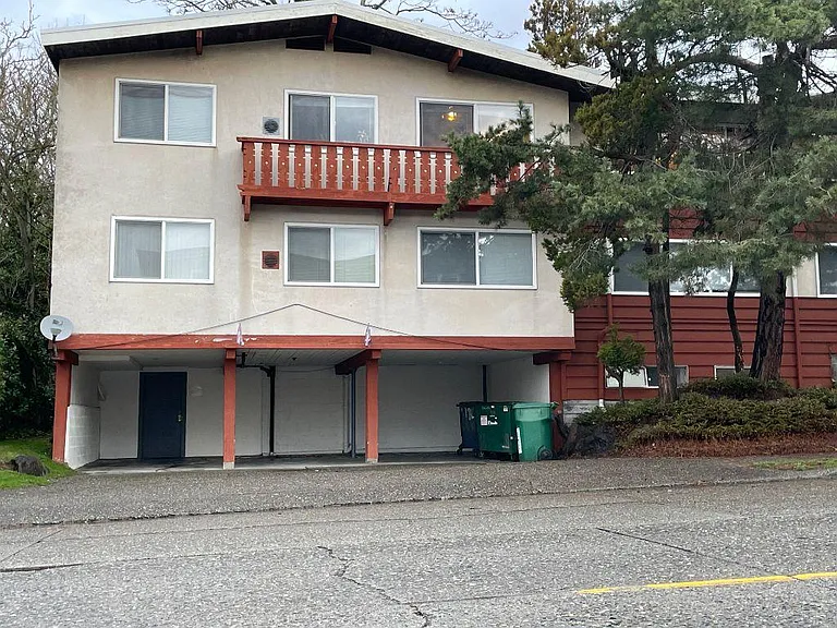 1/2 26th Ave NE — Photo 22
