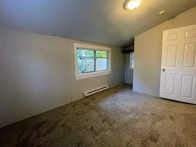 1016 E Columbia Ave — Photo 10