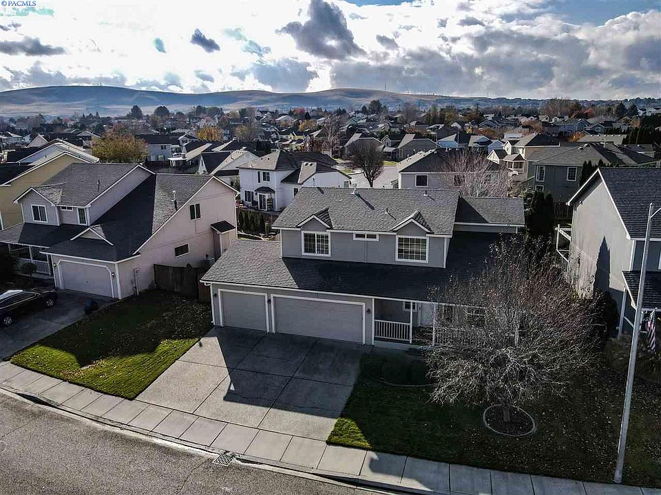 1st image of 2505 W 32nd Ave