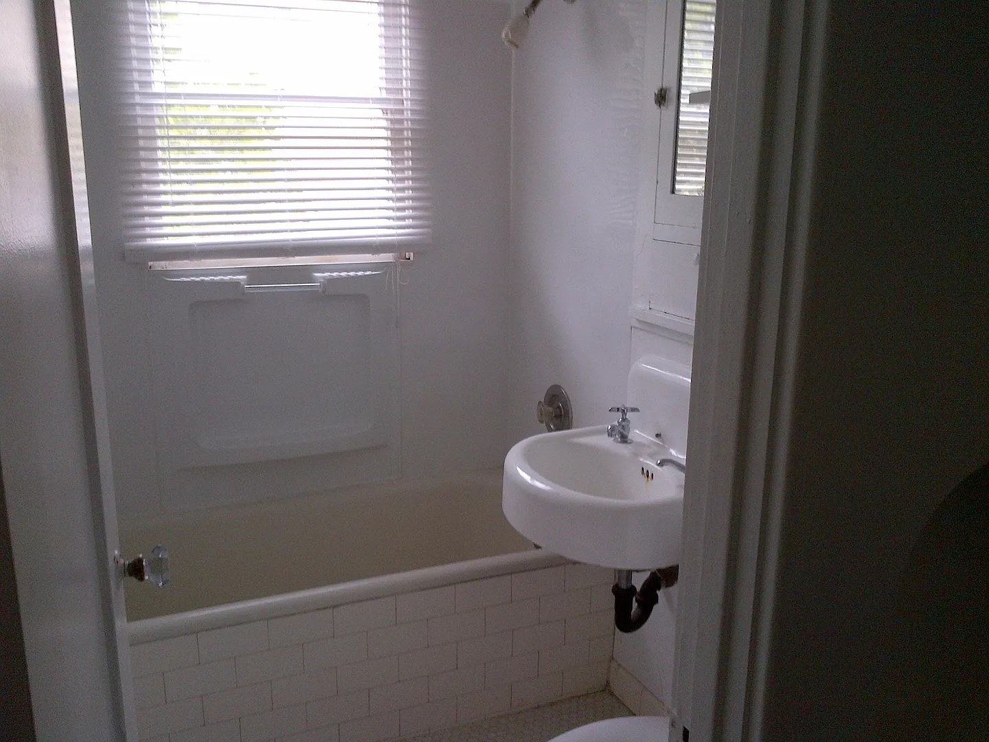 Nile Apartments — Photo 3