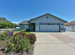 556 Teakwood Dr, Eagle Pt, OR 97524