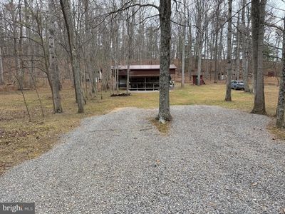 1327 Golliday Ln, Great Cacapon, WV, 25422