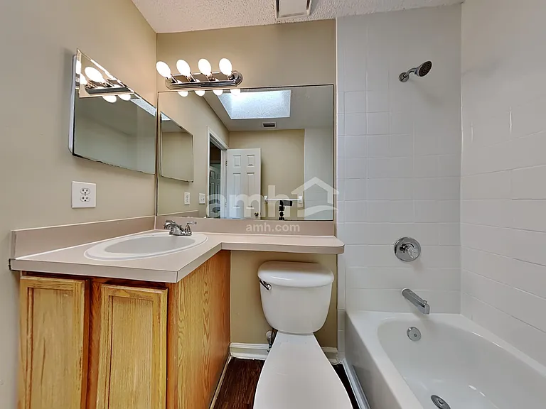 2523 Sandhaven Ct — Photo 14