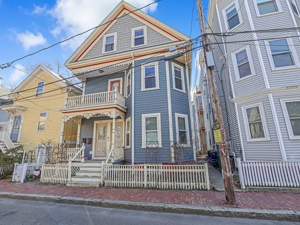 24-24 Crescent St #26, Cambridge, MA 02138