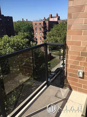 Rented by Kian Realty | media 21