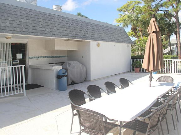 3rd image of 2929 SE Ocean Blvd APT 119-4