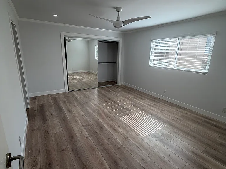 1200 Manhattan Beach Blvd #L — Photo 7