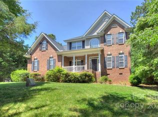 240 Glenville Dr, Fort Mill, SC 29715