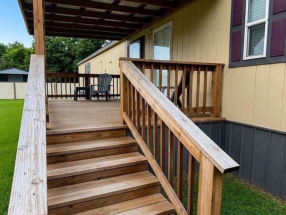 4th image of 741 Waterfront Row