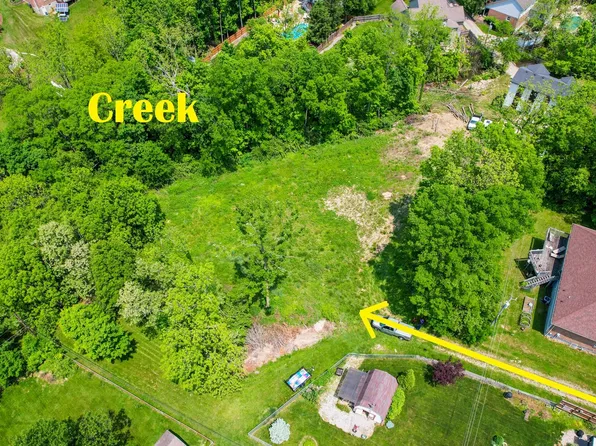 157 W Dilcrest Cir, Florence, KY 41042