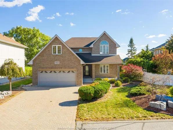5023 Southwood Lakes Blvd, Windsor, ON N9G 2Y1