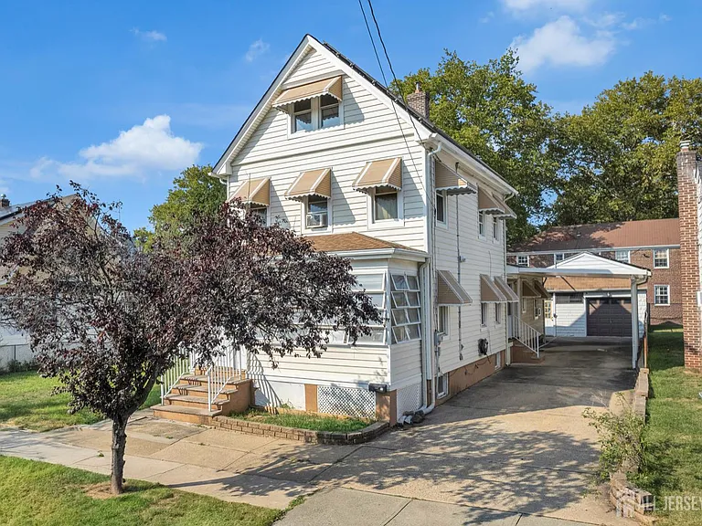 25 Rutgers St — Photo 1