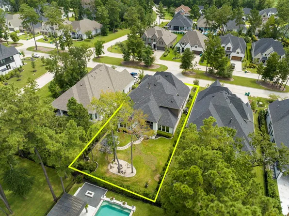 208 S Empress Green Pl, Montgomery, TX 77316