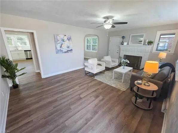 805 Adams St, Suffolk, VA 23434