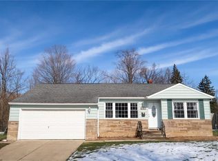 4987 Ridgebury Blvd, Lyndhurst, OH 44124