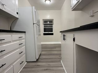 1725 N Edgemont St APT 305, Los Angeles, CA 90027
