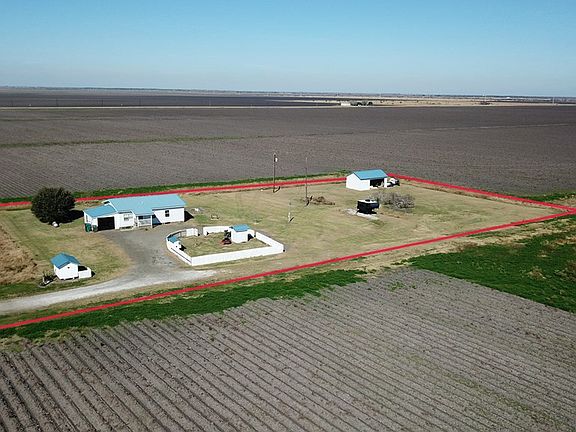 3rd image of 1777 State Highway 185 N