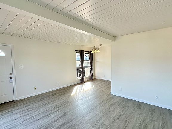 5th image of 429 Kearney St #0