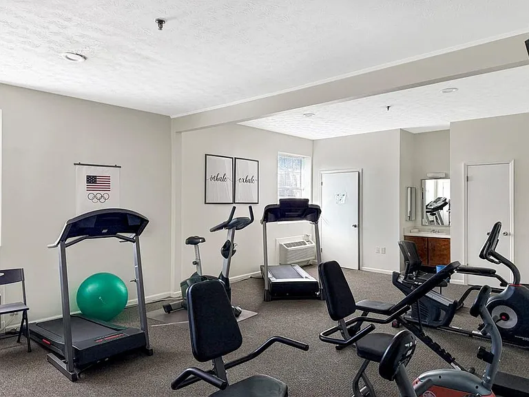 475 Mount Vernon Hwy NE #C225 — Photo 27