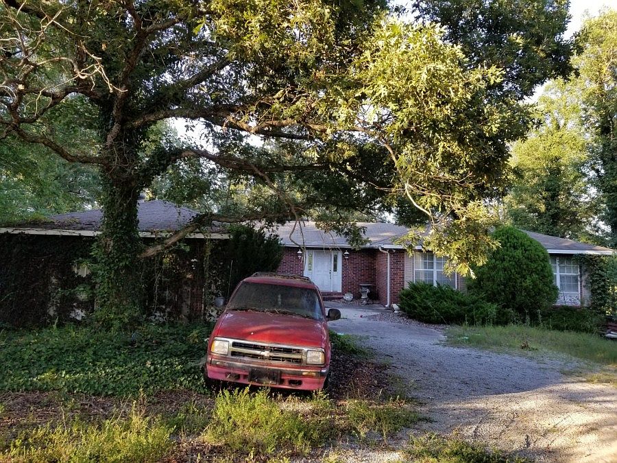 2nd image of 9003 Highway 62