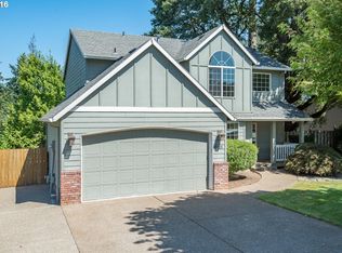 15025 Saint Andrews Dr, Oregon City, OR 97045