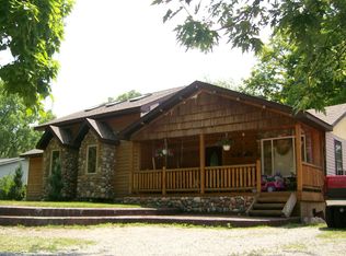 142 Welfare Blvd, Walled Lake, MI