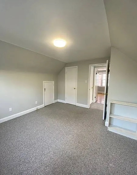 12 Margaret Ave N — Photo 14