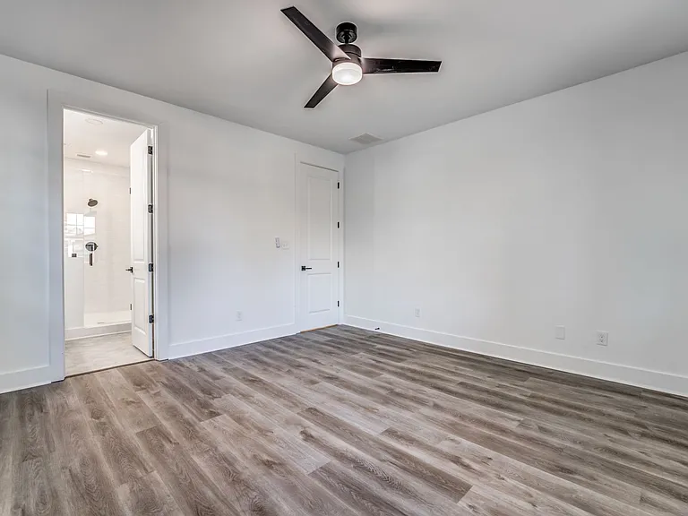 1737 Euclid Ave — Photo 25