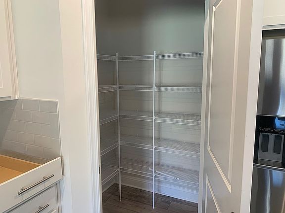 5th image of 119 Zoe Way