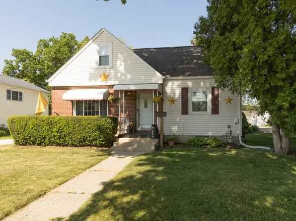 104 Fenton Ave, Mogadore, OH 44260