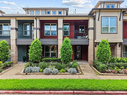 416 Via Regatta Dr Photo 1
