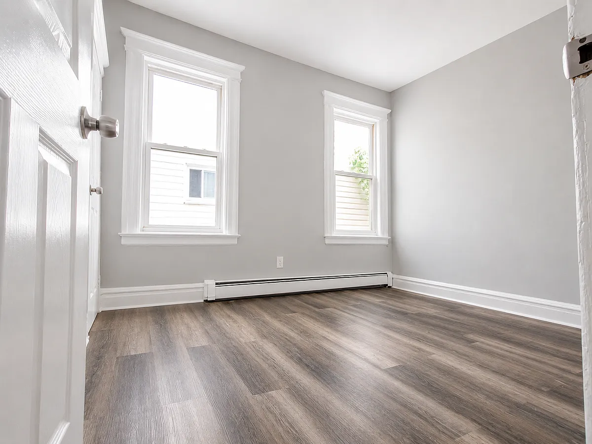 Building Photo - 175 Woodside Ave #2