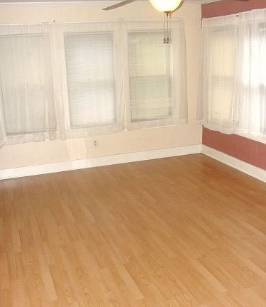 3rd image of 420 Melba Ave