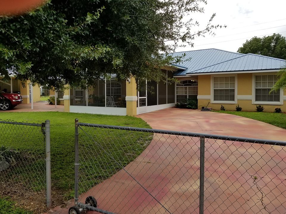 West Side Drive/Gate