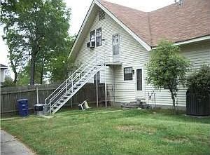 3rd image of 1120 Dalzell St