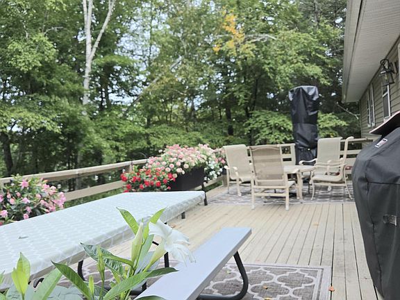 4th image of 60 Pleasant Ridge Drive