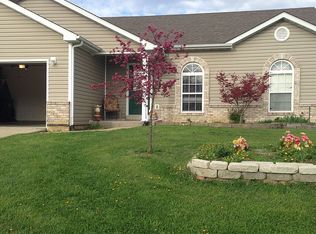 701 Canterbury Dr, Warrenton, MO 63383