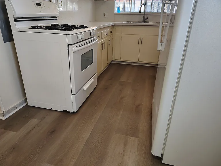 11022 Crenshaw Blvd #4 — Photo 14