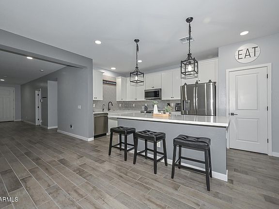 5th image of 22706 N 184TH Avenue