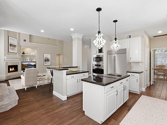 5th image of 8115 Copper Shore Cir