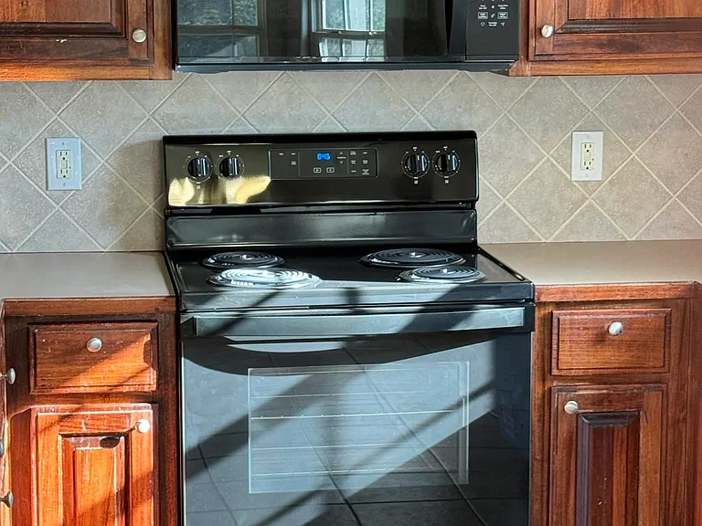 1457 Prairie View Ave — Photo 4